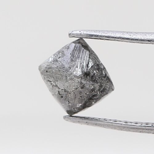 natural diamond 